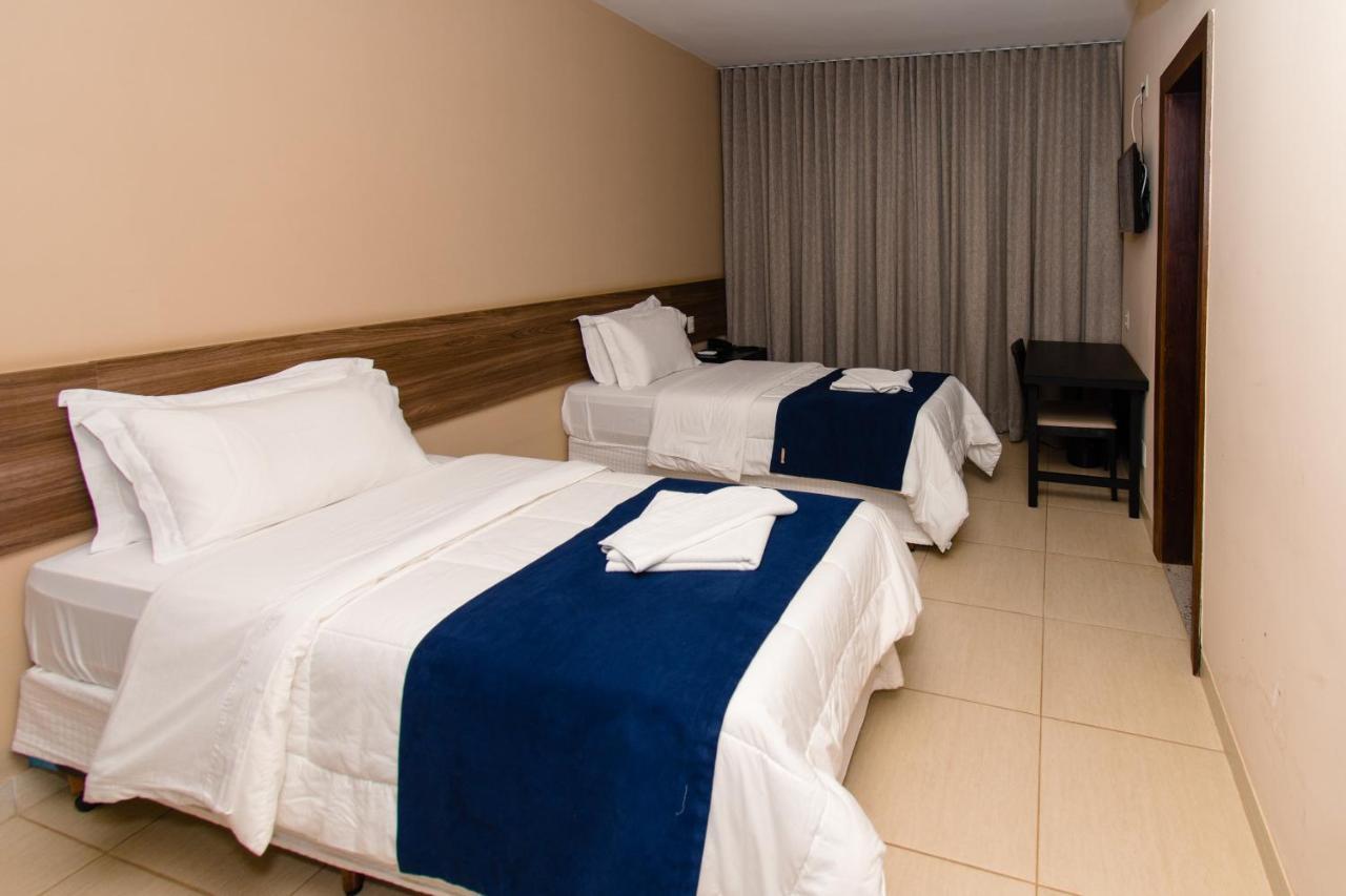 Nita Palace Hotel Pompeu  Exterior photo